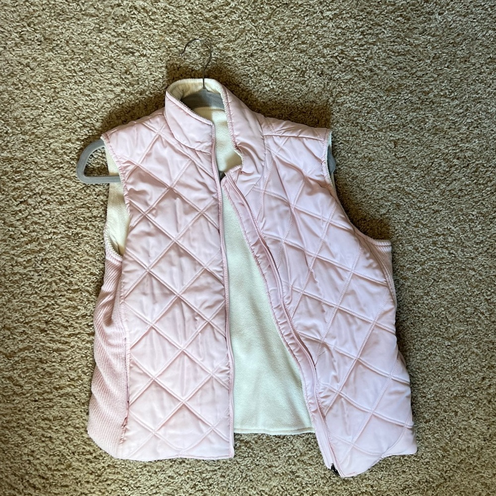 Reversible vest